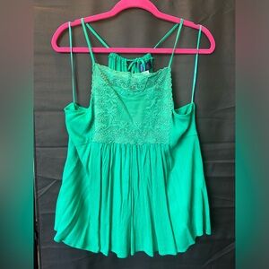 NWT Francesca’s Blue Rain Jade Green Halter Tank - M